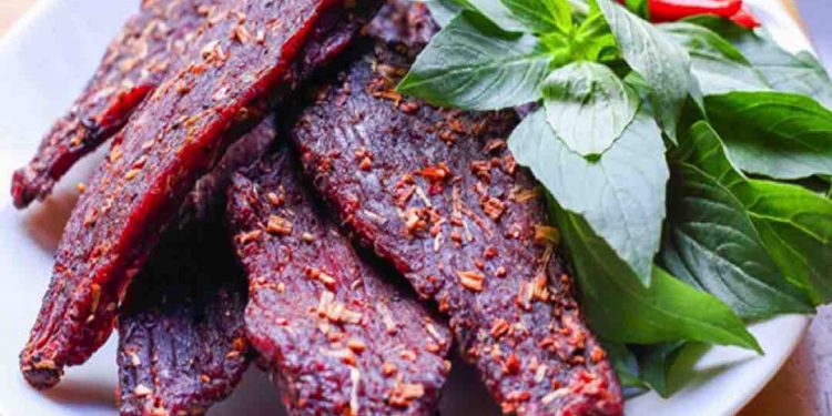 Cách chế biến thịt trâu luộc ngon như ngoài hàng bán