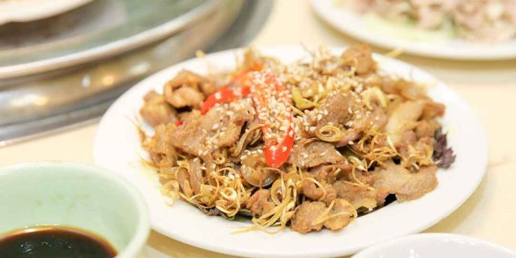 Công thức nấu món thịt thỏ xào sả ớt tuyệt ngon