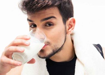 Nam uống sữa đậu nành có bị vô sinh không?